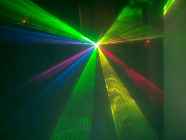 Proiettore laser modello LP-1000 RGB - Clicca l'immagine per chiudere